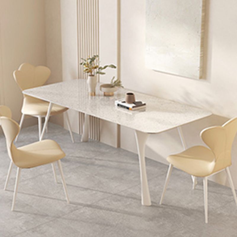 Mesa rectangular medieval moderna de piedra sinterizada con base de metal y 4 patas