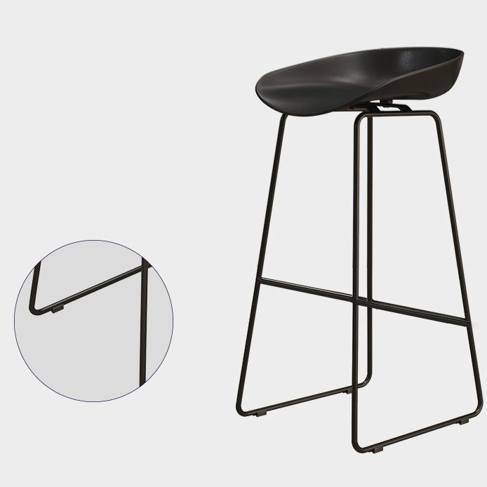 Modern Style Iron Bar Stool with Footrest Bristol Bar Stool for Kitchen Clearhalo 'Bar Furniture' 'Bar Stools' 'bar_stools' 'furn' 'furn_bar_stools' 'furniture_bar_stools' 'Kitchen & Dining Furniture' 'kitchen&dining_furn' 'kitchen' 'kitchen_furn' Furniture' 1200x1200_bf2b5ac9-bc69-4de3-9d0b-17751e6e6745