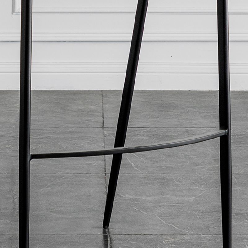 フェイクレザーカウンタースツールモダンスタイルのローバックバースツールとフットレスト