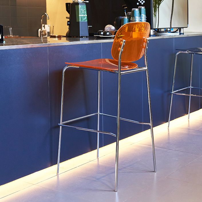 Taburete de mostrador con base plateada moderno, reposapiés acrílico rectangular, taburete de altura