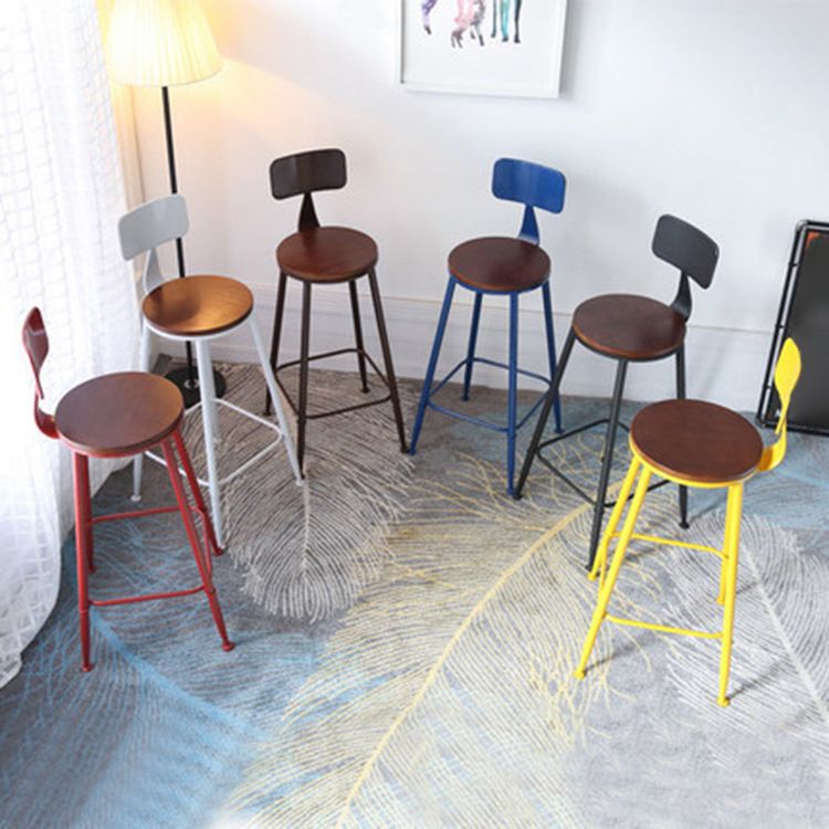 Tavolo da bar in legno solido rotondo industriale set 1/2/5 pezzi con sgabelli alti