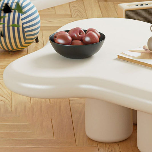 Tavolino in legno scandinavo Forma a 3 gambe tavolino per soggiorno