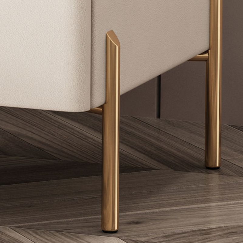 Comodino moderno per tavolini da notte in pietra con gambe per camera da letto