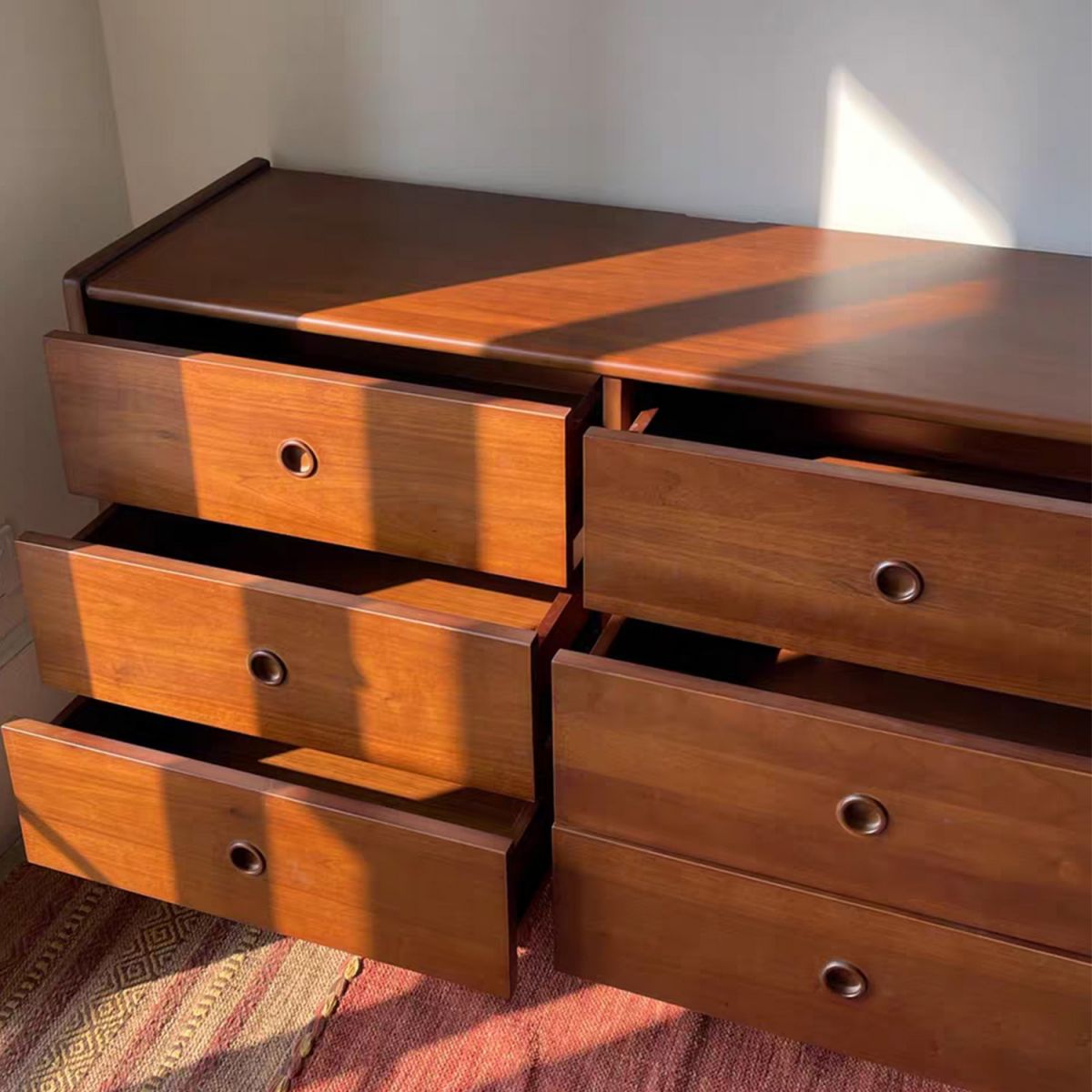 Mid-Century Modern Accent Chest with Drawers and Straight Legs in Brone Clearhalo 'Cabinets & Chests' 'cabinets_chests' 'furn' 'furn_cabinets_chests' 'Furniture' 'Living Room Furniture' 1200x1200_bfb54ebb-0bc4-497c-bccb-c0f6ac7671fe