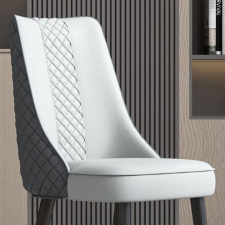 工業スタイルのダイニングチェアフェイクレザーキッチンの椅子と木製の脚