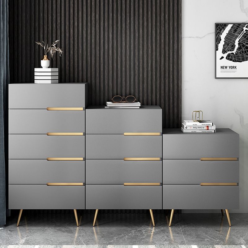 Cassettiera portaoggetti Glam realizzata in legno con 3/4/5 cassetti