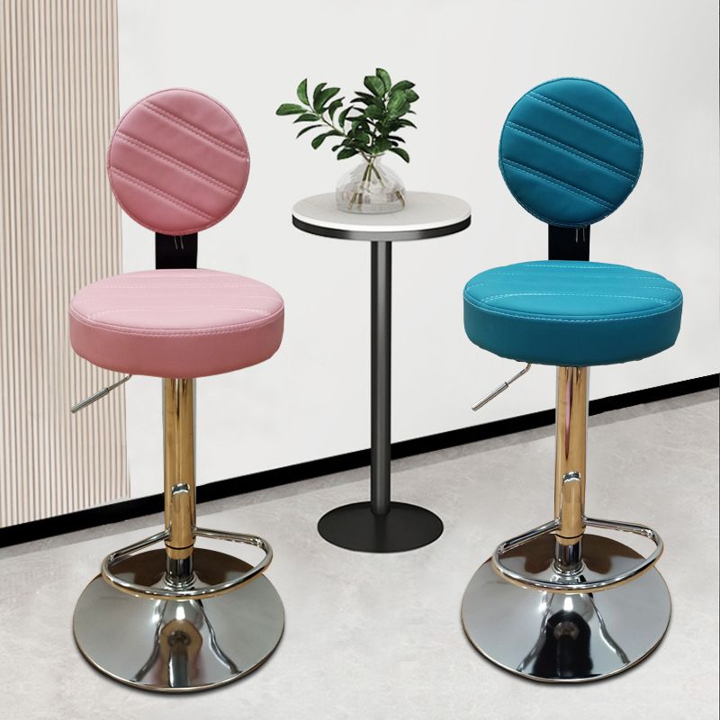 Tabouret de bar en cuir PU de style soulevé de style contemporain avec des jambes en métal