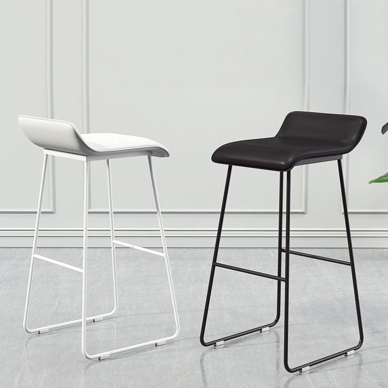 Modern Armless Backrest Counter Stool Steel Cafe Bar Stool with Pedal and Acrylic Seat Clearhalo 'Bar Furniture' 'Bar Stools' 'bar_stools' 'furn' 'furn_bar_stools' 'Furniture' 'furniture_bar_stools' 'Kitchen & Dining Furniture' 1200x1200_c0bdae9f-2149-4262-a134-6ae111a36e88