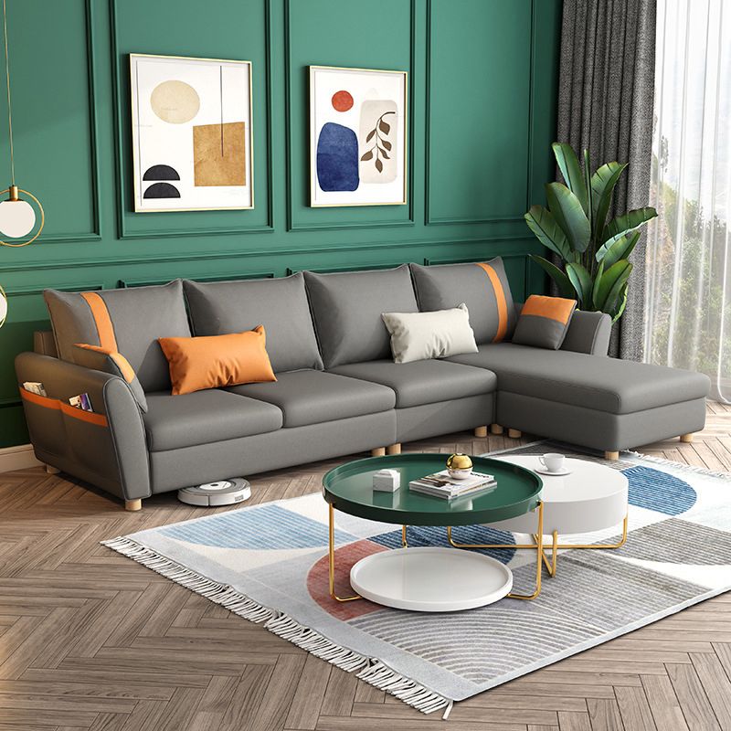 Pelle finta scandinava sezionale con quattro cuscini indietro e conservazione