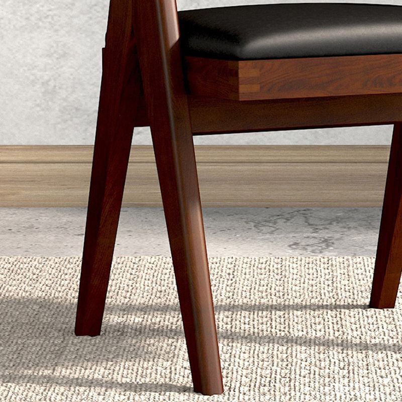 伝統的なキッチンダイニング椅子ゴム製ウッドアームダイニングチェア