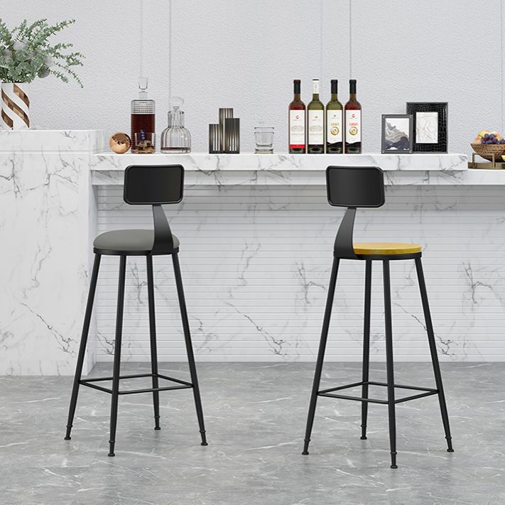 Industrial Footrest Bristol Stool Matte Finish Iron Bar Stool Clearhalo 'Bar Furniture' 'Bar Stools' 'bar_stools' 'furn' 'furn_bar_stools' 'Furniture' 'furniture_bar_stools' 'Kitchen & Dining Furniture' 1200x1200_c1768971-bff0-44d9-bb31-572f5d55b7c8