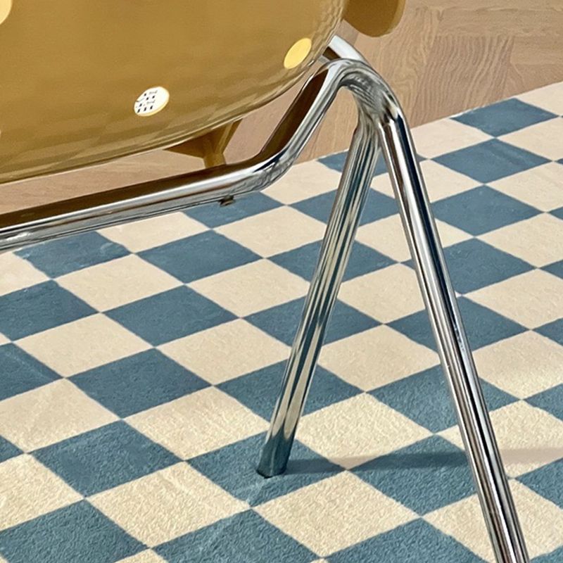 Chaise latéral d'empilement en plastique de style moderne chaise sans bras avec des jambes chromées