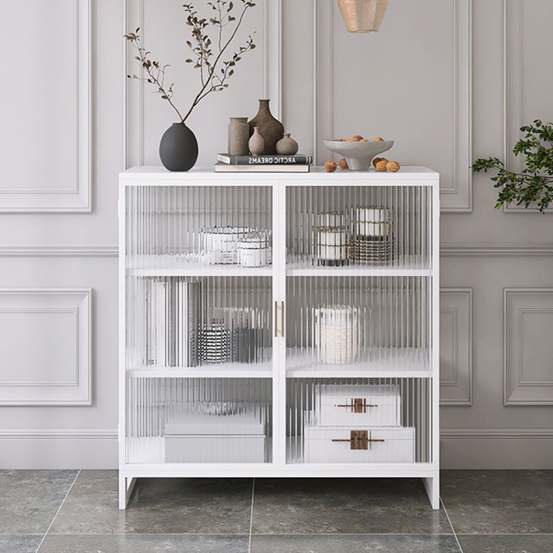 Serveur de restauration en métal moderne