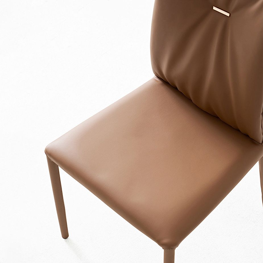 Moderner Kunstleder -Essstühle mit Kunstleder Metall armloser Esstuhl für das Restaurantgebrauch