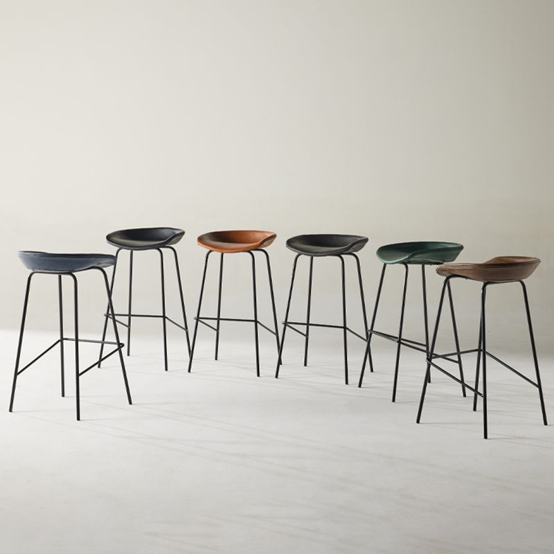 Scandinavian Metal Black Counter Stools Bucket Seat Bar Stools with Footrest Clearhalo 'Bar Furniture' 'Bar Stools' 'bar_stools' 'furn' 'furn_bar_stools' 'furniture_bar_stools' 'Kitchen & Dining Furniture' 'kitchen&dining_furn' 'kitchen' 'kitchen_furn' Furniture' 1200x1200_c2706244-3e17-4724-ac7d-30dd4925937f