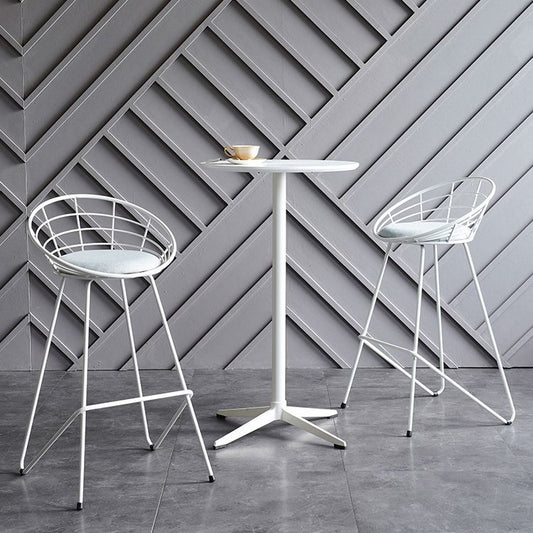 Industrial Aluminium Bar Dining Table Round Indoor Bistro Table with Engineered Wood Top Clearhalo 'Bar Furniture' 'Bar Tables' 'bar_tables' 'Furniture' 'furniture_bar_tables' 'Kitchen & Dining Furniture' 1200x1200_c2c2ea1f-c359-4ca2-81d3-a41376c44e0d