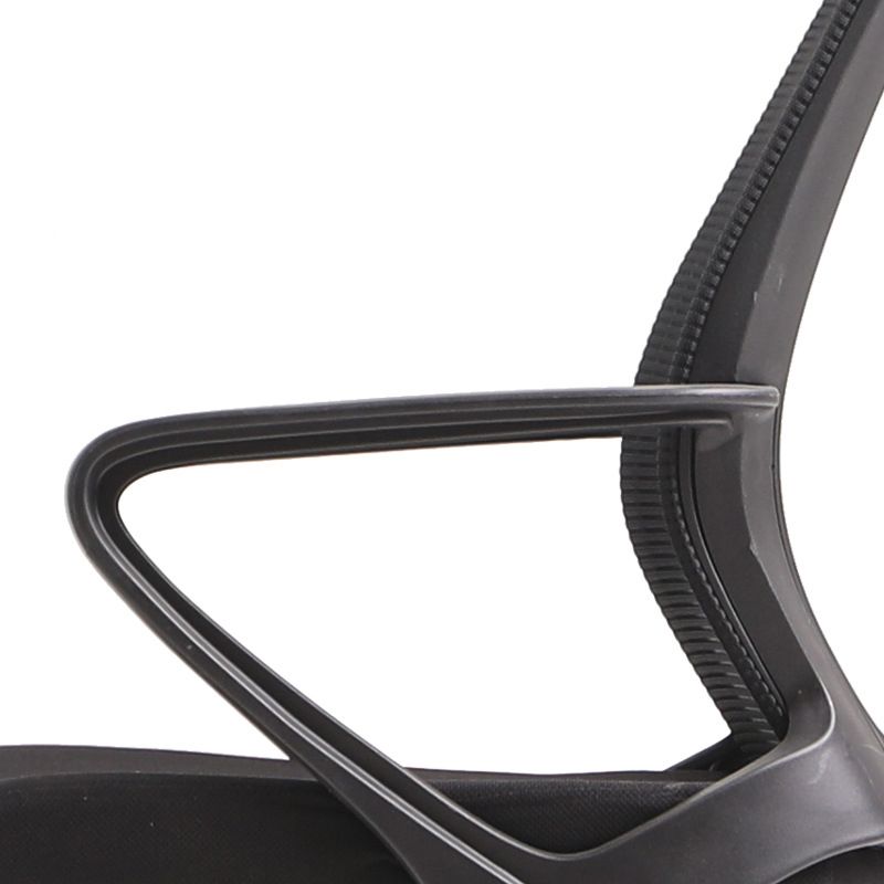 Silla moderna y contemporánea con respaldo medio Silla negra con ruedas para tareas