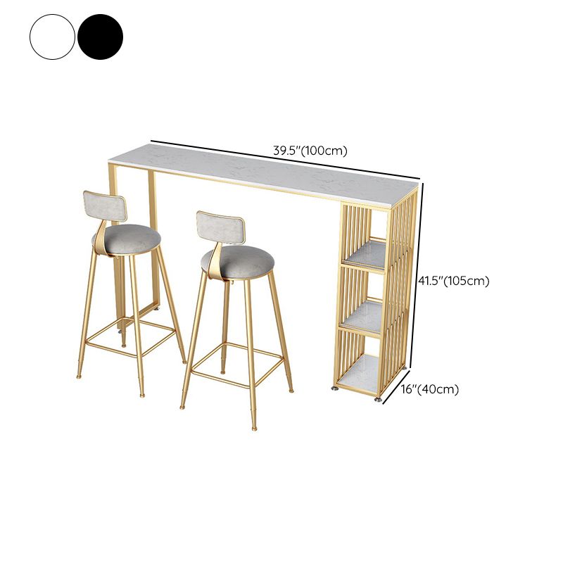 Mesa de bar estilo bistró con tapa de mármol sintético Glam y 3 estantes