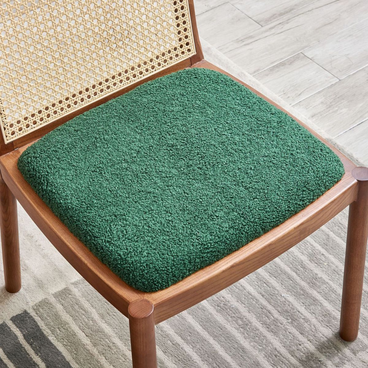 Sedia da pranzo imbottita tradizionale sedia in legno massiccio