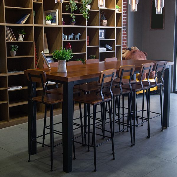 Destina di bistrot in stile industriale tavolo da pub rettangolo in legno massiccio in marrone