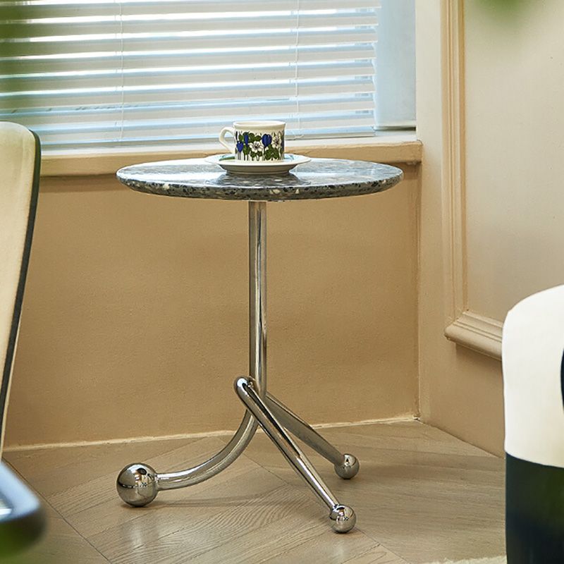 Pedestal Silver Base End Table with Round Top Sofa Side Accent Table Clearhalo 'Coffee & Accent Tables' 'End & Side Tables' 'end_side_tables' 'furn' 'furn_end_side_tables' 'Furniture' 'Living Room Furniture' 1200x1200_c3a65704-0467-401b-93bd-30495a685308