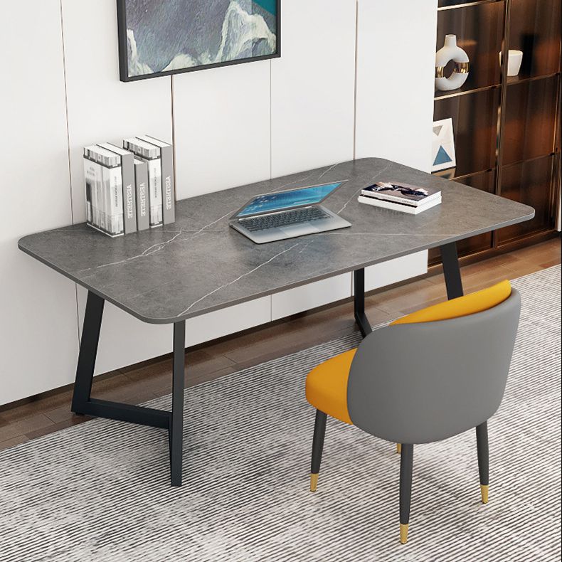 Escritorio de oficina curvo escritorio de computadora de acabado antiguo con patas de metal