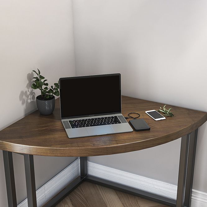 Corner Table Modern Style Solid Wood Top Black Metal Table Legs for Bedroom Clearhalo 'furn' 'furn_office_desk' 'Furniture' 'furniture_office_desk' 'Office Desks' 'Office Furniture' 'office_desk' 1200x1200_c4105397-4ce9-4043-bae4-02e6506ab8a8