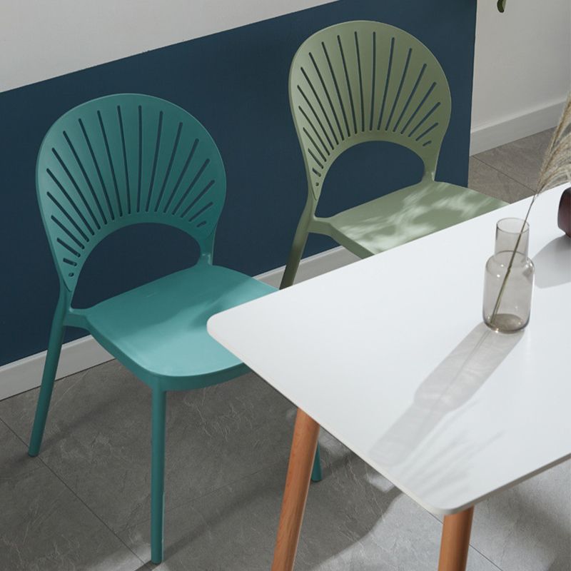Plastic Scandinavian Dining Room Chair Kitchen Open Back Side Chair Clearhalo ' kitchen&dining_furn' 'Dining Chairs' 'Dining Tables & Seating' 'dining_chair' 'furn' 'furn_dining_chair' 'Furniture' 'furniture_dining_chair' 'Kitchen & Dining Furniture' 'kitchen' 1200x1200_c43d7160-de1f-481f-8103-eaafc4bfc564