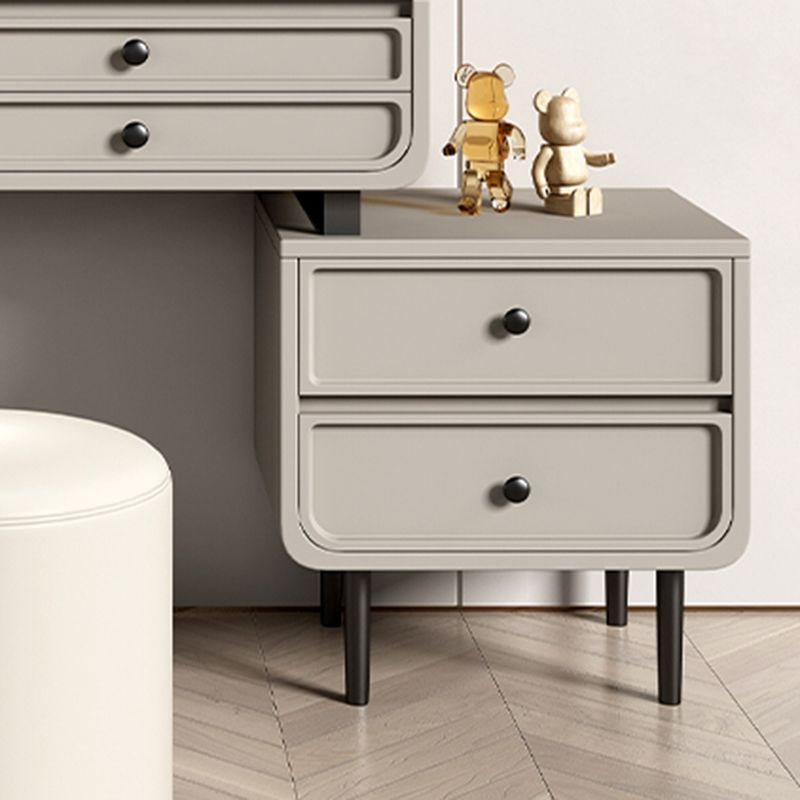 Wood and Metal Vanity Table in Grey/White 5 Storage Drawers Makeup Desk Clearhalo 'Bedroom Furniture' 'furn' 'furn_makeup_vanities' 'Furniture' 'Makeup Vanities' 'makeup_vanities' 1200x1200_c45cb45c-cc9d-41d6-8276-60464b9d828c