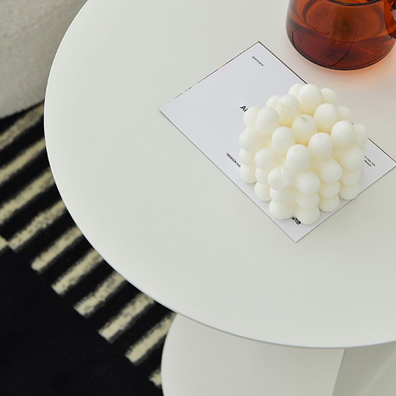 Gabinete de metal de metal en la mesita de noche moderna para el dormitorio