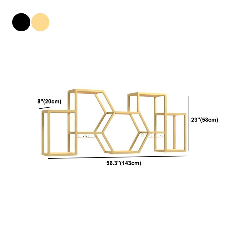 Bouteille de vin mural industriel et grille-vins en métal.