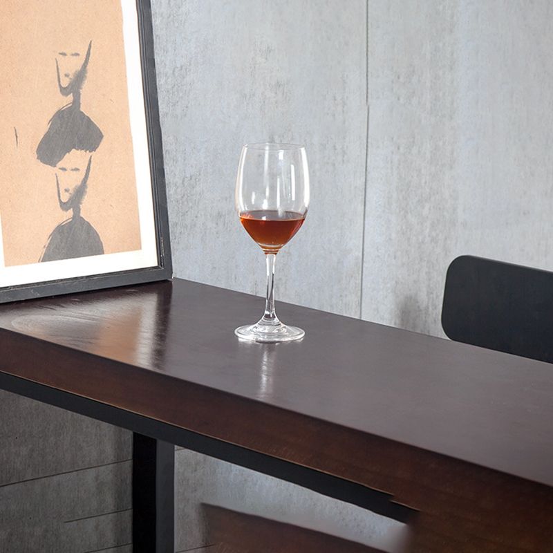 Mesa de bar industrial con tapa de madera maciza y base negra