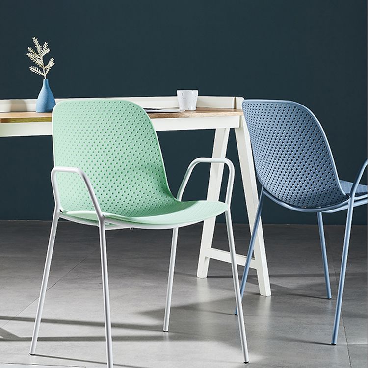 Modern Style Chair Dining Arm Chairs with Metal Legs for Kitchen Clearhalo ' kitchen&dining_furn' 'Dining Chairs' 'Dining Tables & Seating' 'dining_chair' 'furn' 'furn_dining_chair' 'Furniture' 'furniture_dining_chair' 'Kitchen & Dining Furniture' 'kitchen' 1200x1200_c4e0545b-2ba4-420c-9770-9dd42193f313