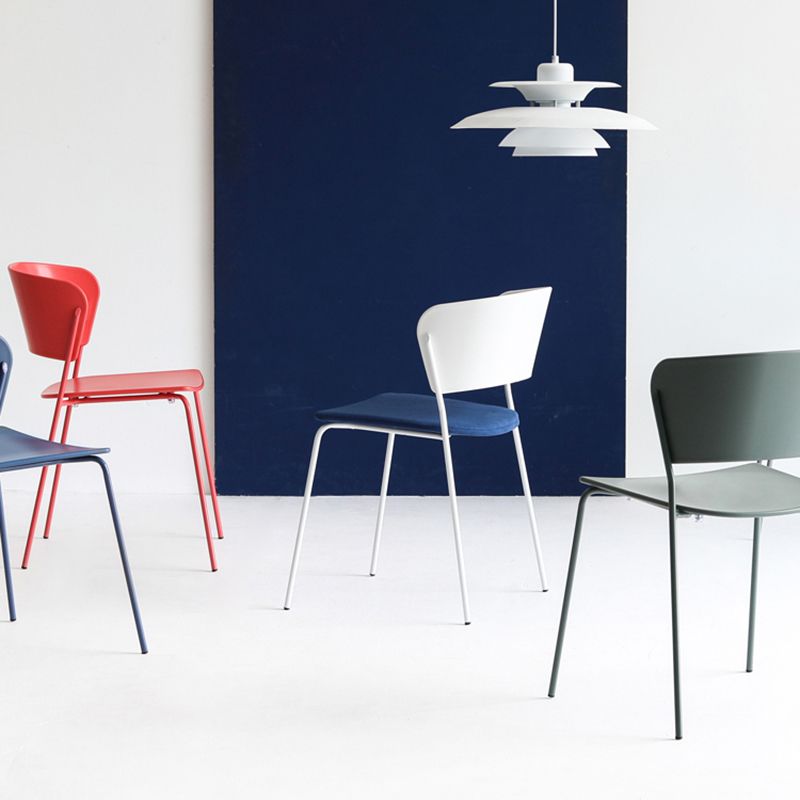 Industrial Design Open Back Dining Side Chair Stacking Plastic Dining Chair Clearhalo ' kitchen&dining_furn' 'Dining Chairs' 'Dining Tables & Seating' 'dining_chair' 'furn' 'furn_dining_chair' 'Furniture' 'furniture_dining_chair' 'Kitchen & Dining Furniture' 'kitchen' 1200x1200_c4ea2575-b8d8-4d87-972b-9b9ed3e92c61