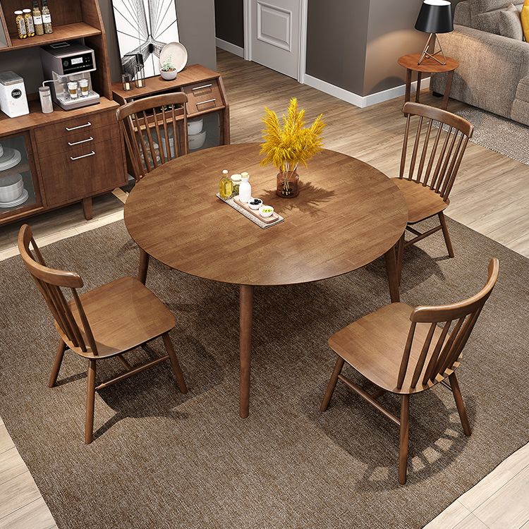 Rubber Wood Round Table for Restaurant Modern Dining Table in Nature/Walnut with 4 Legs Clearhalo ' dining_table' 'Dining Tables & Seating' 'Dining Tables' 'furn' 'furn_dining_table' 'Furniture' 'furniture_dining_table' 'Kitchen & Dining Furniture' 'kitchen&dining_furn' 'kitchen' 'kitchen_dining_table' 1200x1200_c4eba95f-d71e-44ab-ac34-9f6565e28c8e