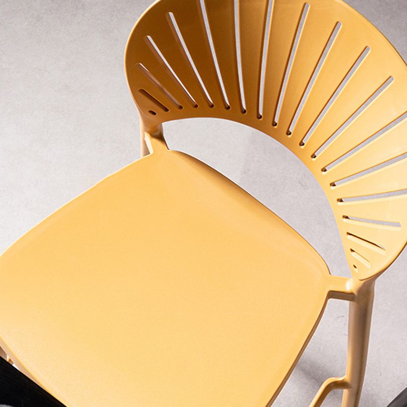 Modern Plastic Barstool Low Back Counter Stool in Matte Finish