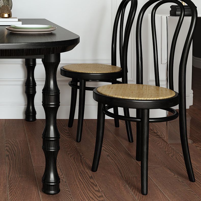 Moderne eetkamer eettafel houten eettafel met 4 poten in zwart