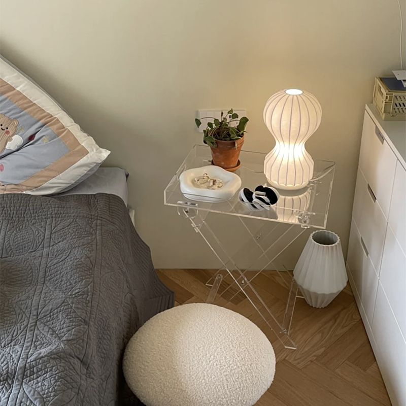 23,62 "tavolo da gambe a croce alta tavola acrilica accento laterale per soggiorno