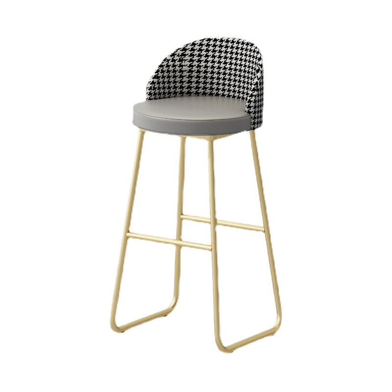 Scandinavian Iron Counter Stools Upholstered Low Back Bar Stools with Round Seat Clearhalo 'Bar Furniture' 'Bar Stools' 'bar_stools' 'furn' 'furn_bar_stools' 'furniture_bar_stools' 'Kitchen & Dining Furniture' 'kitchen&dining_furn' 'kitchen' 'kitchen_furn' Furniture' 1200x1200_c54513bb-34d2-4036-85eb-f6b74e6efec0