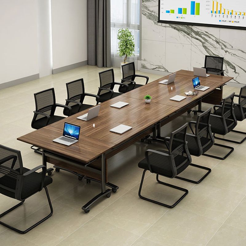 Scrivania rettangolare da ufficio in legno industriale con ruote