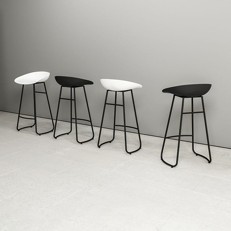 Modern Backrest Armless Counter Stool Iron Bar Stool with Acrylic Seat and Pedal for Cafe Clearhalo 'Bar Furniture' 'Bar Stools' 'bar_stools' 'furn' 'furn_bar_stools' 'Furniture' 'Kitchen & Dining Furniture' 1200x1200_c569c6a7-0479-4981-9b5e-c9512d189c98