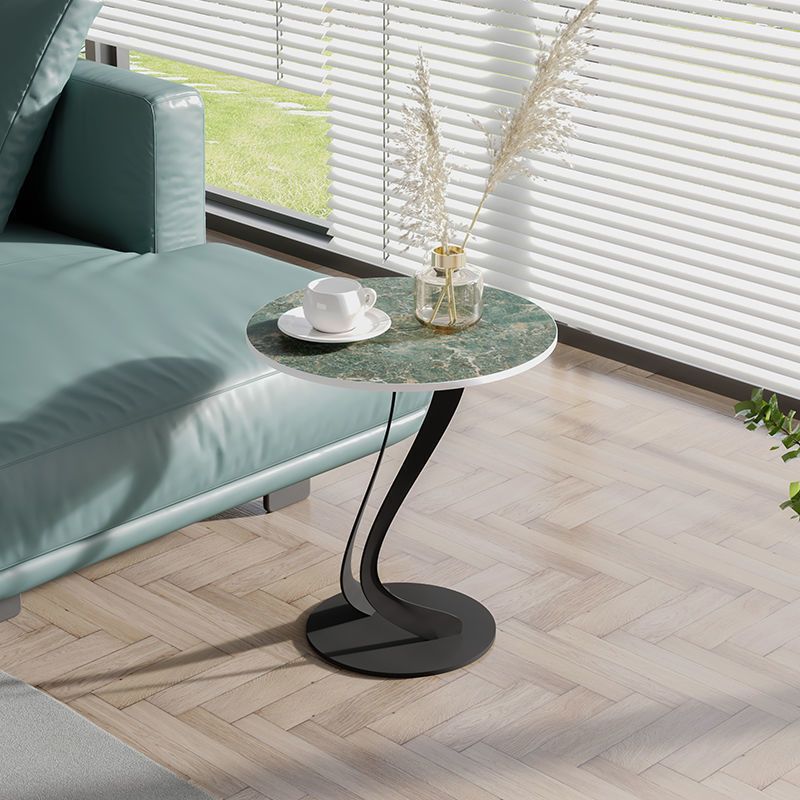 Zeitgenössischer runder Schiefer -Seiten Tabelle 20,5 "hoher abstrakter Endtisch