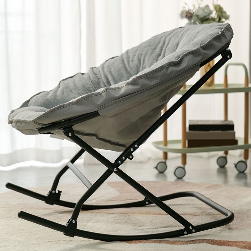 Chaise à bascule intérieure contemporaine chaise à bascule de pépinière pour salon avec ottoman