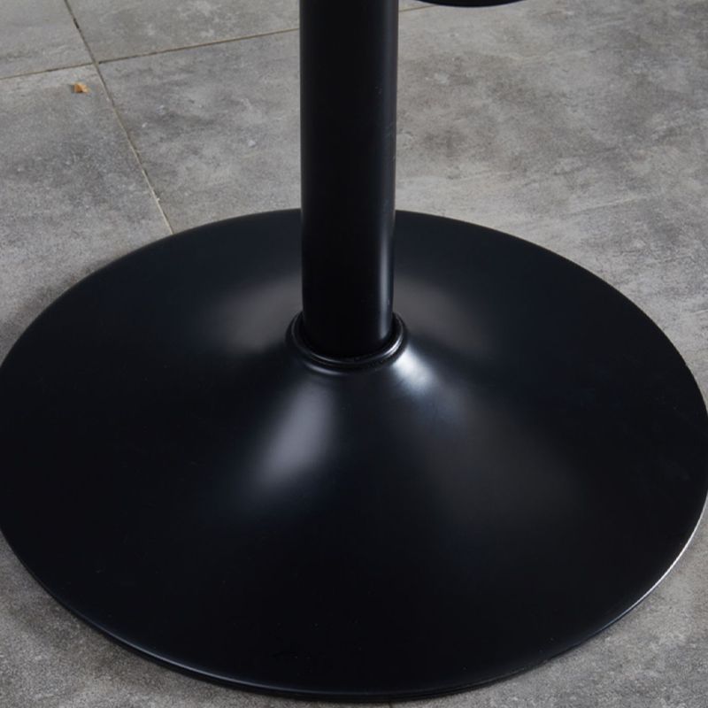 Sgabello da bar sul backrest girevole regolabile contemporaneo con poggiapiedi