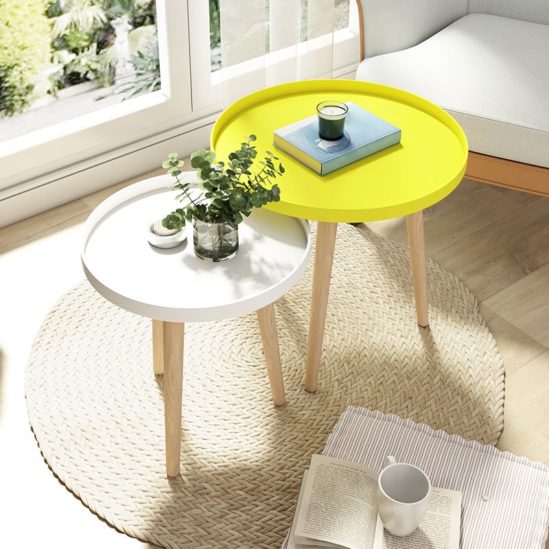 17.71" Tall Plastic Round Top Side Table Wooden 3 Legs End Table