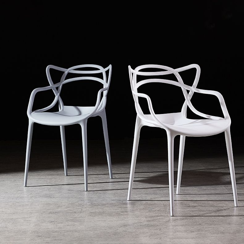 Scandinavian Plastic Dining Arm Chair Indoor Stackable Dining Armchairs Clearhalo ' kitchen&dining_furn' 'Dining Chairs' 'Dining Tables & Seating' 'dining_chair' 'furn' 'furn_dining_chair' 'Furniture' 'furniture_dining_chair' 'Kitchen & Dining Furniture' 'kitchen' 1200x1200_c666a17e-6b29-41e6-9f34-d9b30234882b