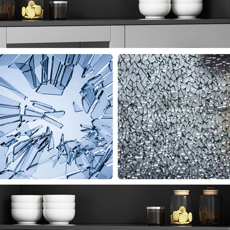 A buffet per la sala da pranzo con pranzo a pranzo contemporaneo