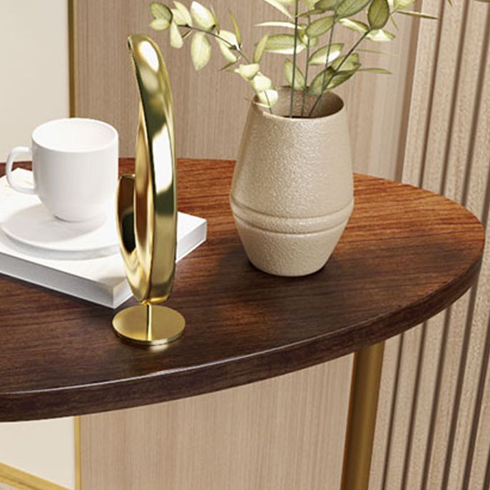 Mesa geométrica de mesa lateral modernista C de metal C con tapa de mármol