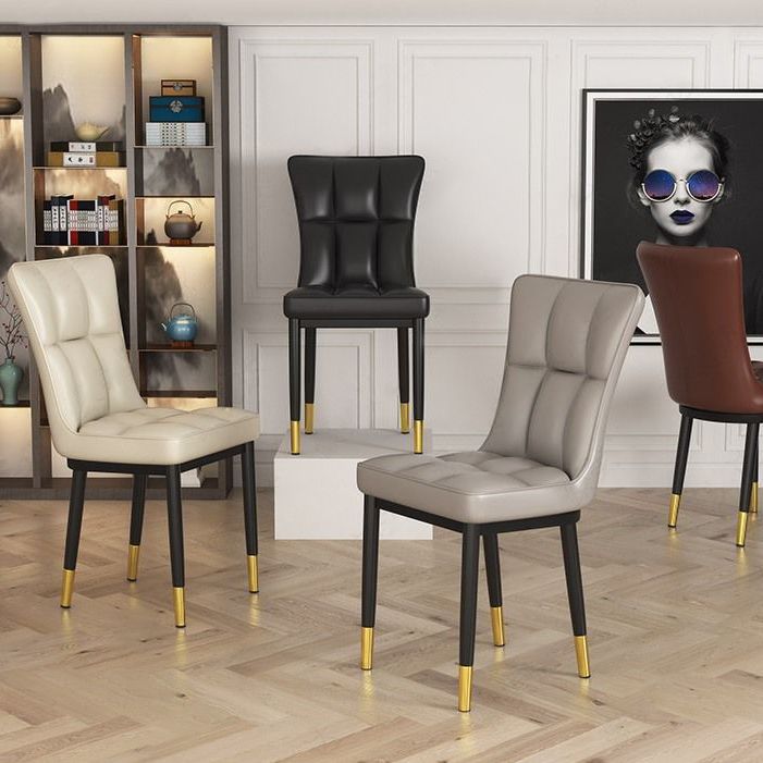Silla de comedor de cuero Glam Parsons con patas de acero en acabado mate para el hogar