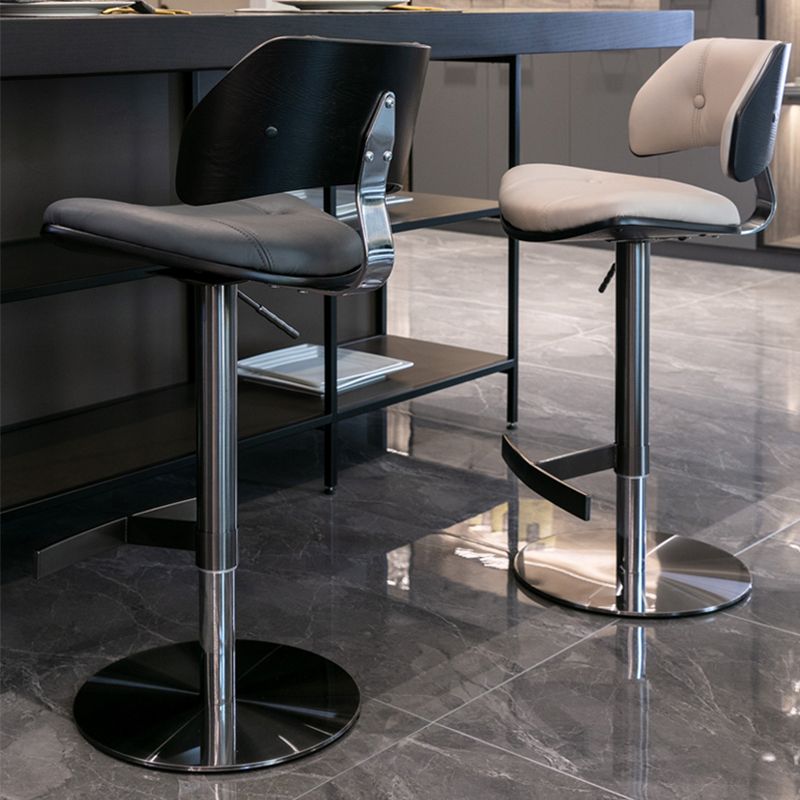 Sgabello da bar per bar con baia da barra rotable industriale per casa
